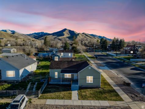 197 W 100 S Tooele UT 84074