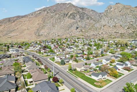 403 E 850 N Springville UT 84663