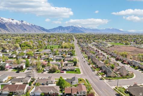 403 E 850 N Springville UT 84663
