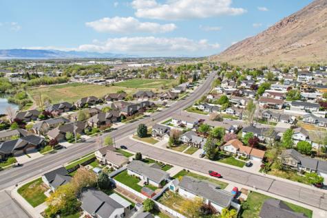403 E 850 N Springville UT 84663