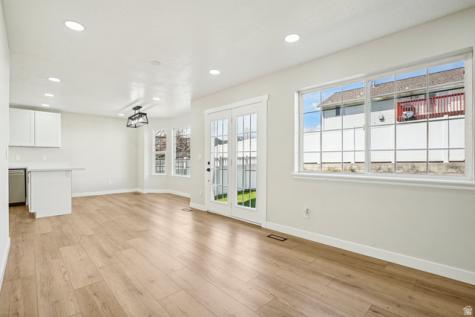 403 E 850 N Springville UT 84663