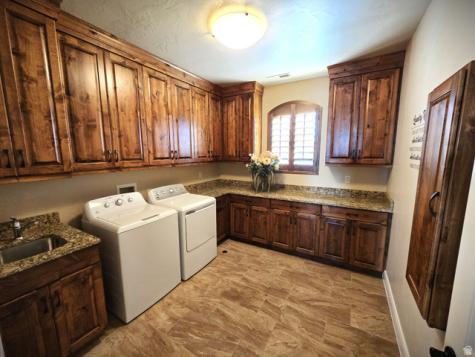 823 E Majestic Drive Washington UT 84780