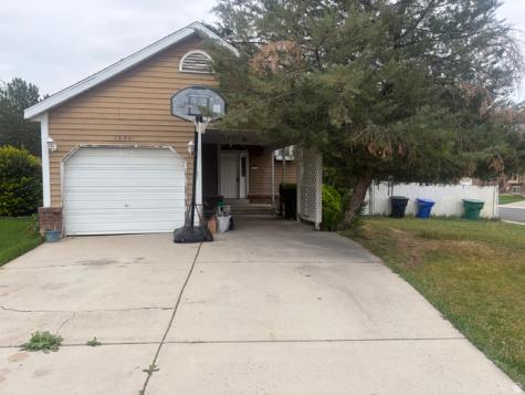 1384 W Countrywood Lane S West Jordan UT 84088