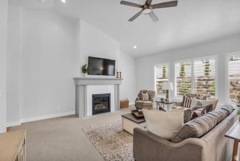 2466 E Lone Hill Drive Draper UT 84020