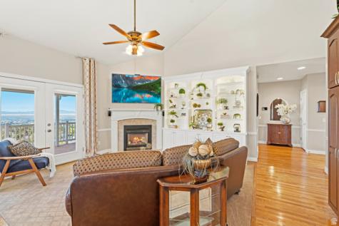 1016 S Terrace Drive Bountiful UT 84010