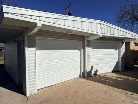 5256 S 2000 W Roy UT 84067