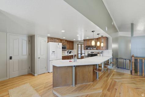 2045 W 5025 S Roy UT 84067
