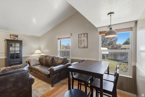 2045 W 5025 S Roy UT 84067