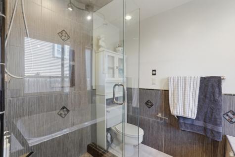 2045 W 5025 S Roy UT 84067