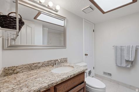 2045 W 5025 S Roy UT 84067