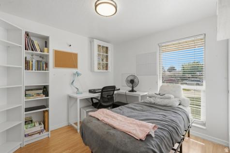 2045 W 5025 S Roy UT 84067