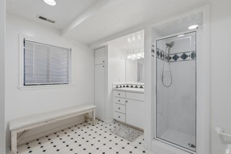 2045 W 5025 S Roy UT 84067