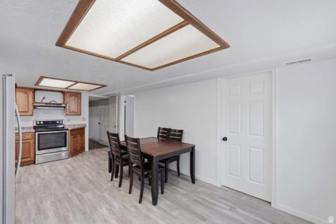 2045 W 5025 S Roy UT 84067