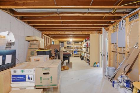 2045 W 5025 S Roy UT 84067