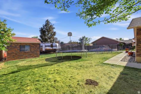 2045 W 5025 S Roy UT 84067