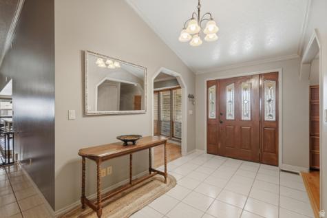 2045 W 5025 S Roy UT 84067