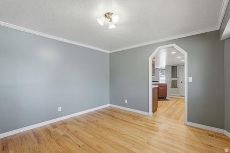 2045 W 5025 S Roy UT 84067