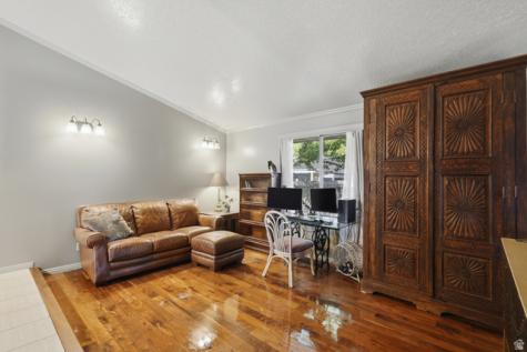 2045 W 5025 S Roy UT 84067