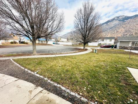 869 E 1325 N Ogden UT 84404