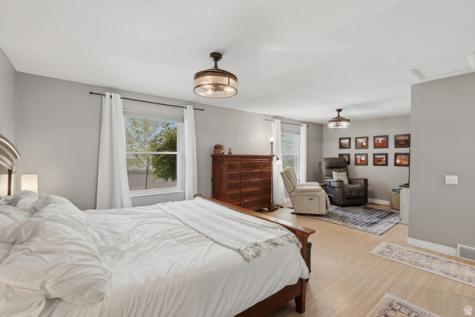 512 S 850 E Centerville UT 84014