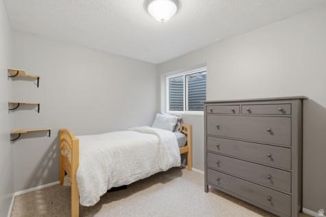 512 S 850 E Centerville UT 84014