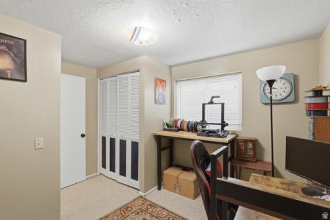 512 S 850 E Centerville UT 84014