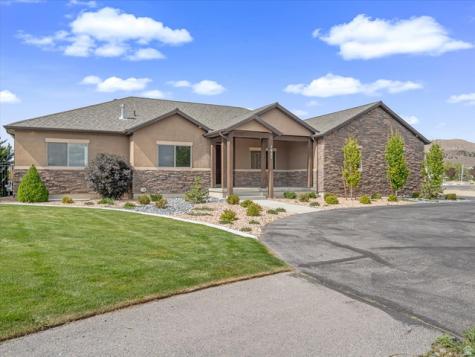 1627 E Lakeview Lane Eagle Mountain UT 84005