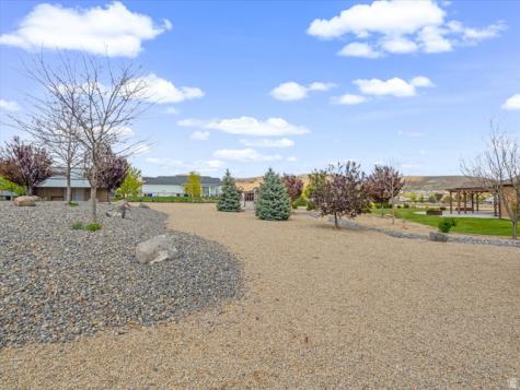 1627 E Lakeview Lane Eagle Mountain UT 84005