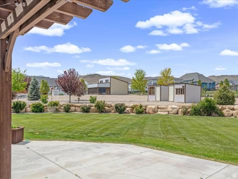 1627 E Lakeview Lane Eagle Mountain UT 84005