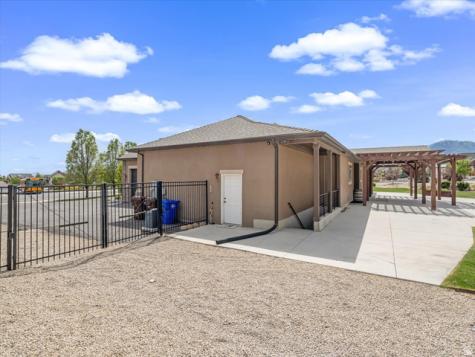 1627 E Lakeview Lane Eagle Mountain UT 84005
