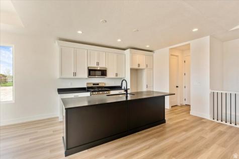 3675 N Columbine Way Eagle Mountain UT 84005