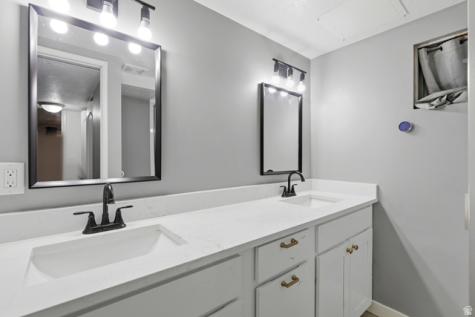 328 E Isgreen Circle Tooele UT 84074
