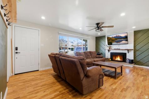 328 E Isgreen Circle Tooele UT 84074
