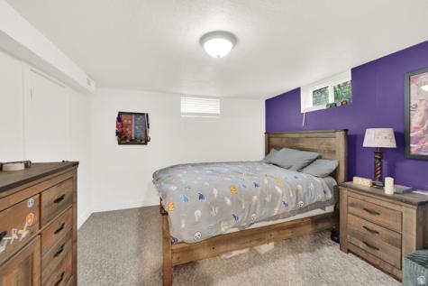 1861 E Severn Drive S Holladay UT 84124