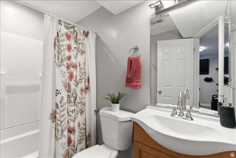 1827 W Omni Avenue Salt Lake City UT 84116