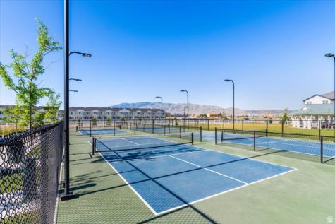 442 N Commodore Lane Saratoga Springs UT 84045