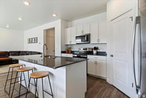 442 N Commodore Lane Saratoga Springs UT 84045