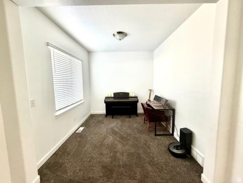1074 S 4000 W Syracuse UT 84075