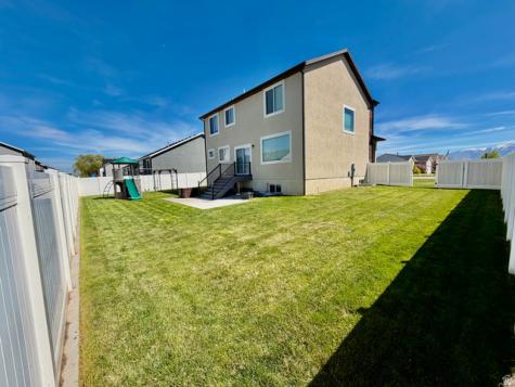 1074 S 4000 W Syracuse UT 84075