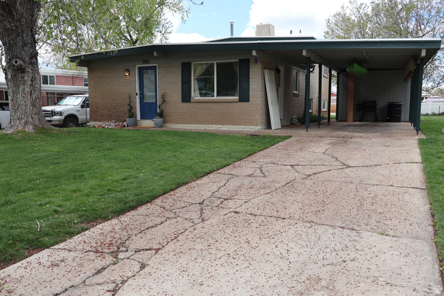 793 S Simoron Drive E Ogden UT 84404