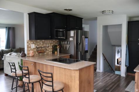 793 S Simoron Drive E Ogden UT 84404