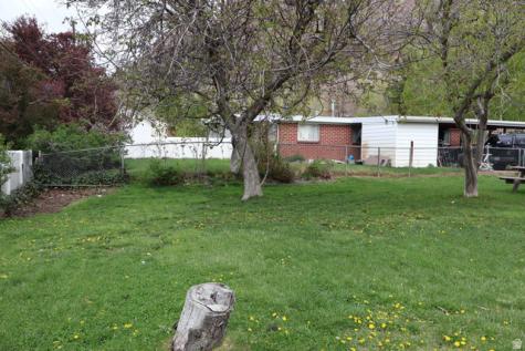 793 S Simoron Drive E Ogden UT 84404