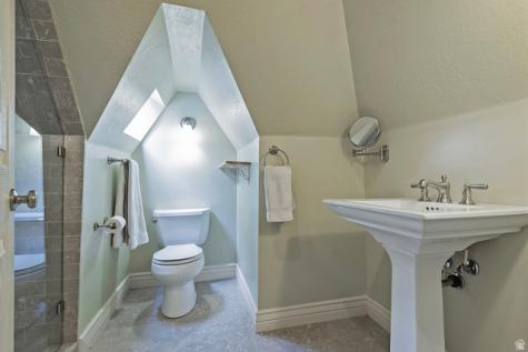 1103 E 600 S Salt Lake City UT 84102