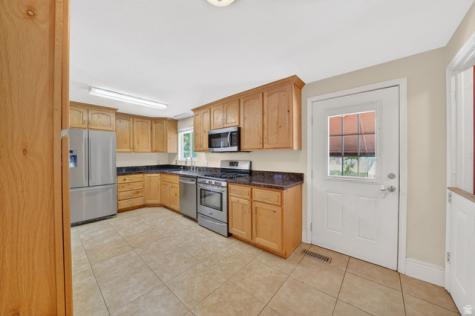 1838 N 1690 W Layton UT 84041