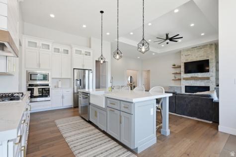 965 N 860 W American Fork UT 84003