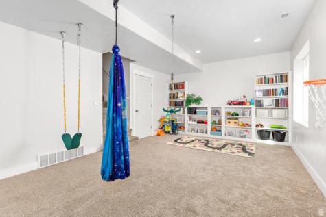 7506 N Hutch Lane Eagle Mountain UT 84005