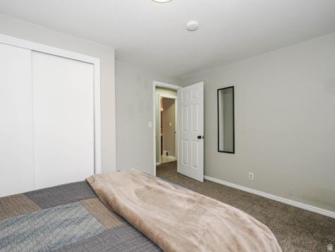 361 E 10450 S Sandy UT 84070
