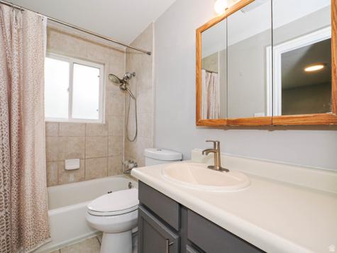 361 E 10450 S Sandy UT 84070