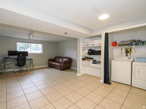 361 E 10450 S Sandy UT 84070