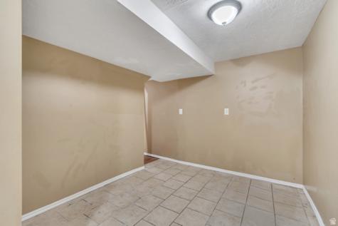42 S 450 E Clearfield UT 84015